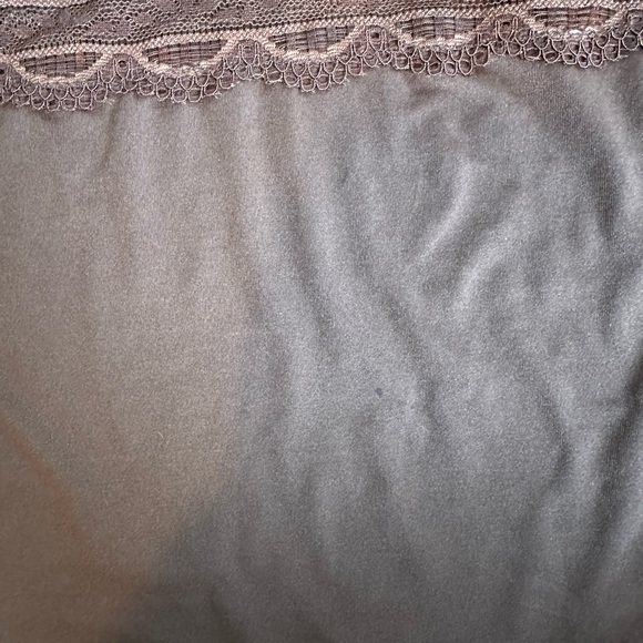 VS PINK lace trim tank top - Picture 5 of 6